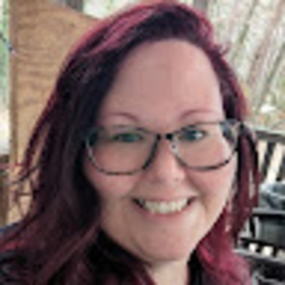 Meet your Posher, Ellen - Picture 1 of 1